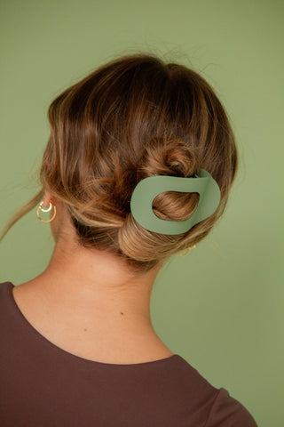 Circle Cutout Flat Claw Clip