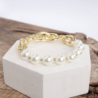 Golden Chain and Large Pearls Bracelet