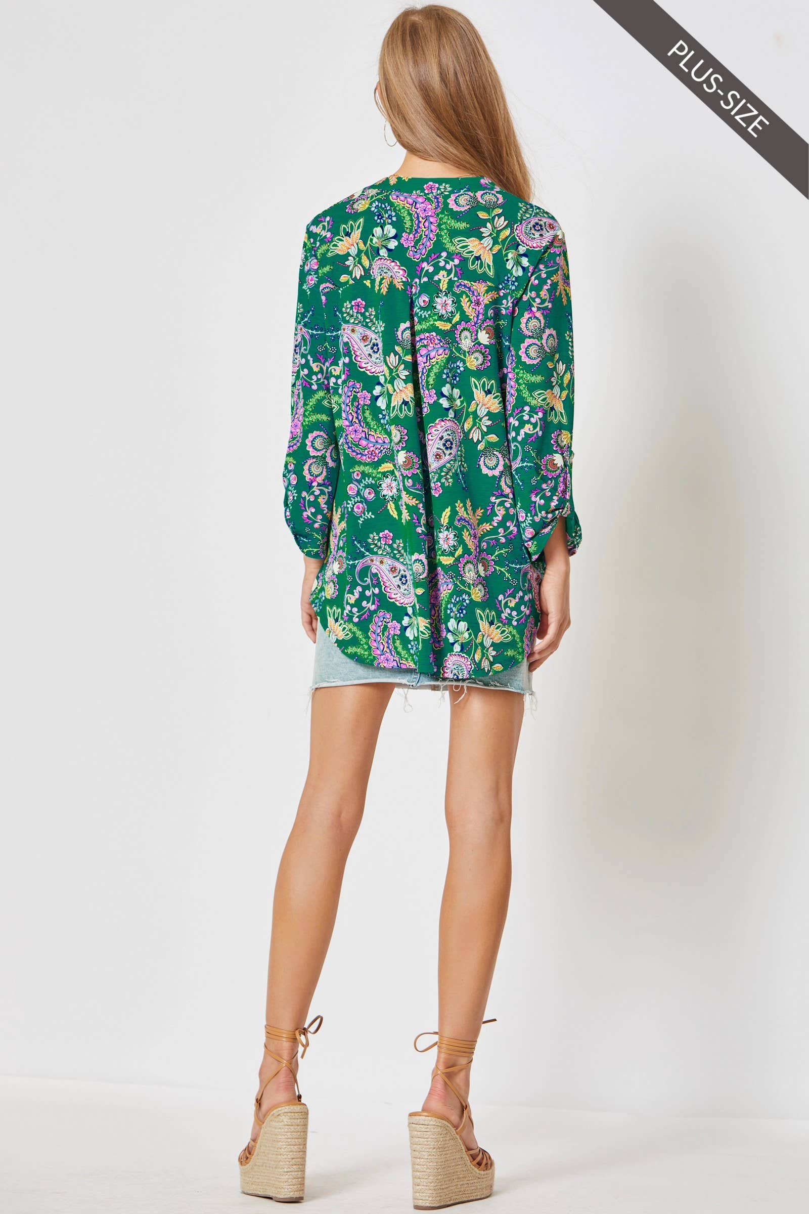 Lizzy 3/4 Floral Top in Curvy