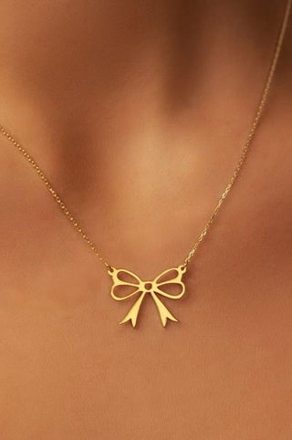 Charming Bow Pendant Necklace - Non-Tarnish