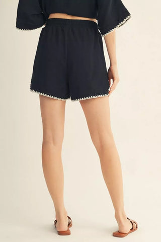 Scallop Trim Crinkle Shorts
