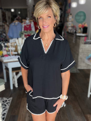 Scallop Trim Crinkle Blouse