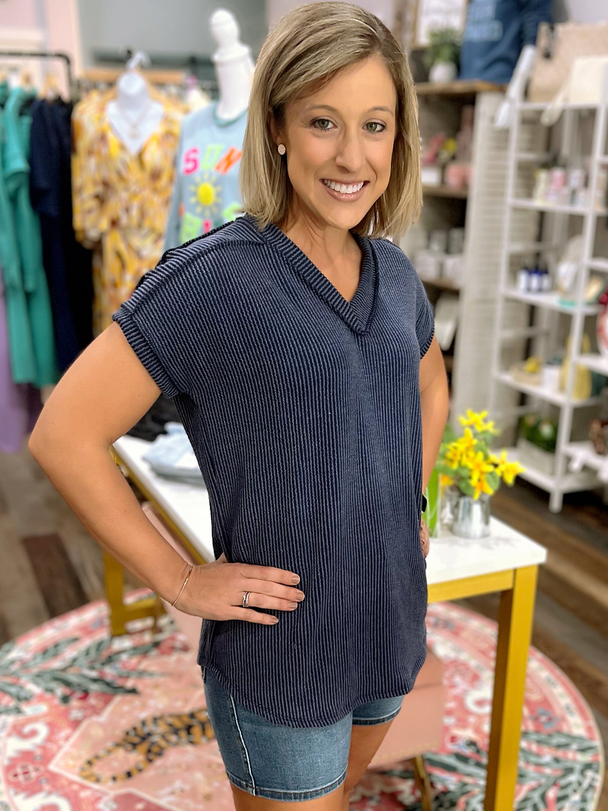 Urban Ribbed Short Sleeve Top in Navy
