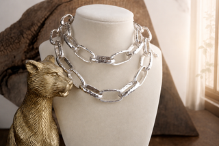 Chunky Statement Necklace – Hammered Long Chain Necklace