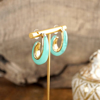 Golden Ember – Sculptural Acrylic Hoop Earrings