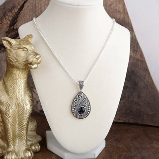 Timeles Whispers Boho Teardrop Pendant Necklace