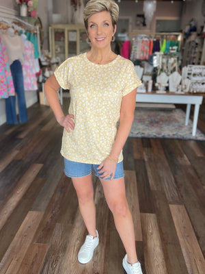 Pretty Yellow Flowers Short Sleeve Top