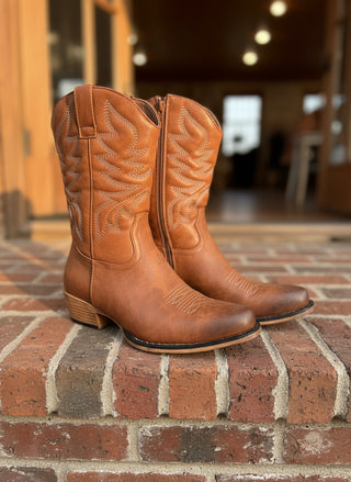Kaylee Boots in Honey Brown