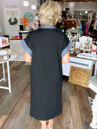 Black Contrast Collar Midi Dress
