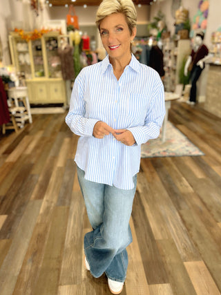 Collared Contrast Stripe Button Down Shirt