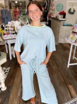 Easy Breezy Set in Lilac/Mint