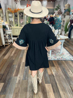 Bohemian Embroidered Kaftan Dress – Black & Tan
