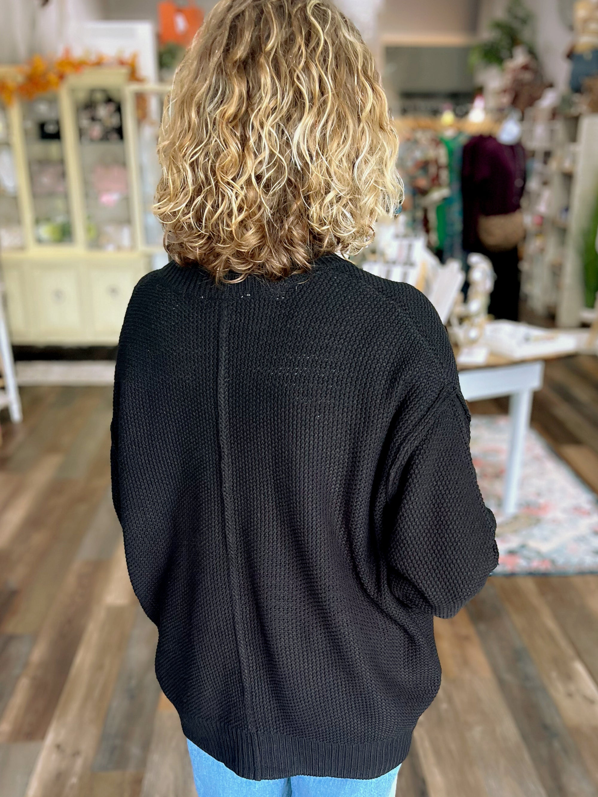 Button-Front Oversized Cardigan – Classic Black