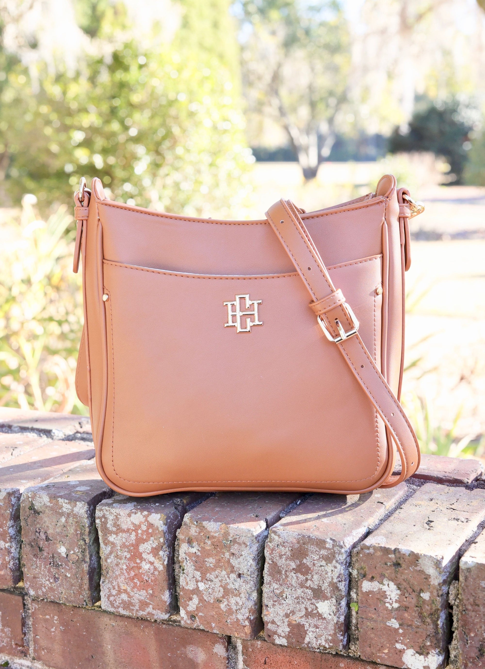 Bethany Crossbody in Camel