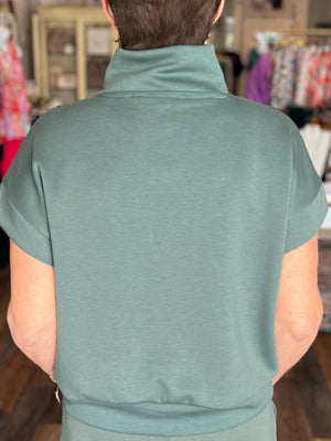 Go Getter 1/4 Zip High Neck Top