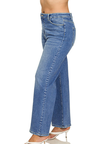 Medium Wash Wide Leg Jeans in Curvy