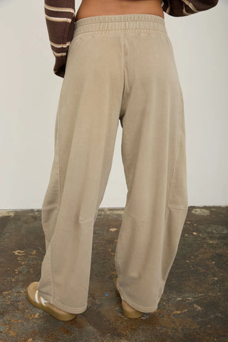The Weekender Barrel Sweatpants