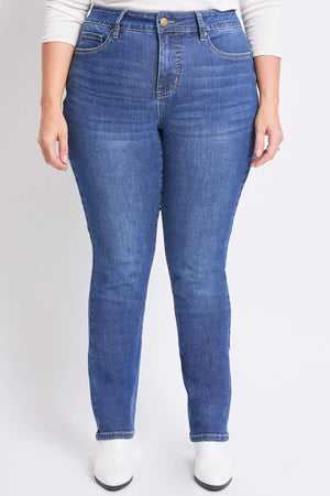 Better than Basic Straight Leg Jeans in Curvy