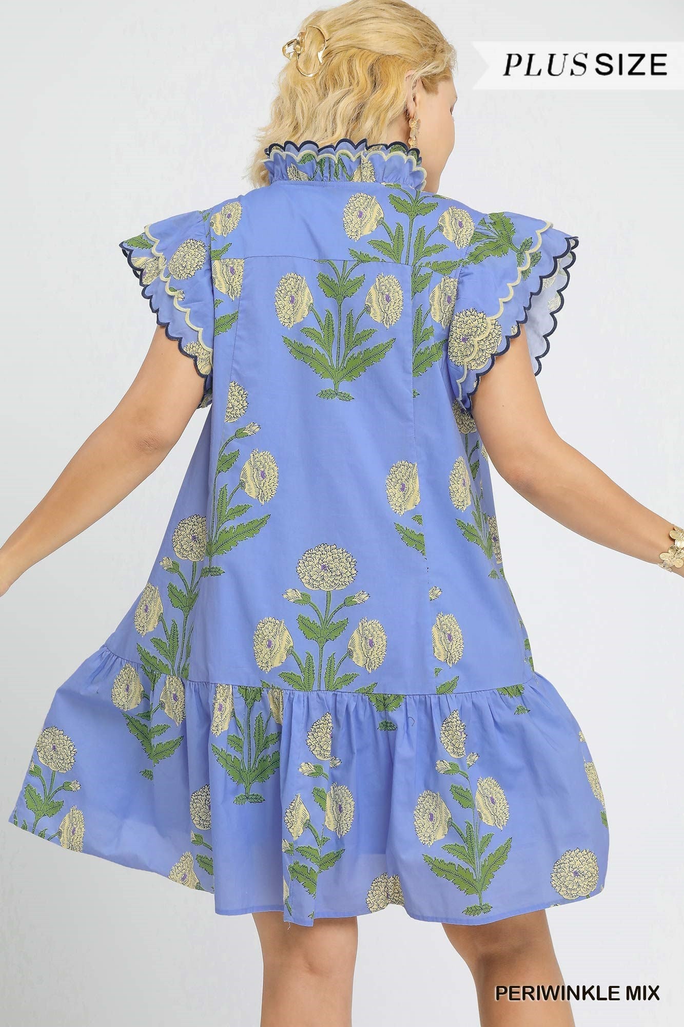 Scallop Sleeve Floral Tiered Dress in Curvy