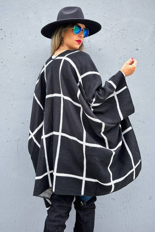 Black Grey Dual-Tone Check Printed Cozy Reversible Ruana