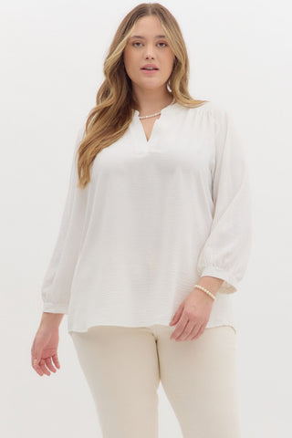The White Grace & Ease Blouse in Curvy
