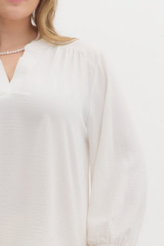 The White Grace & Ease Blouse in Curvy
