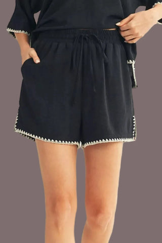 Scallop Trim Crinkle Shorts