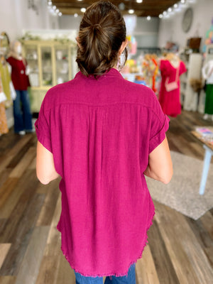 Linen Blend Frayed Detail Top in Curvy