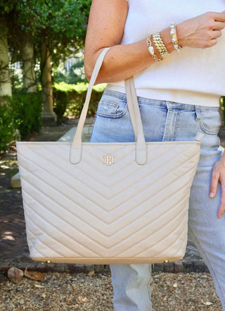 James Quilted Tote in Nude