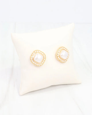 Gomez Pearl Stud Earring Gold
