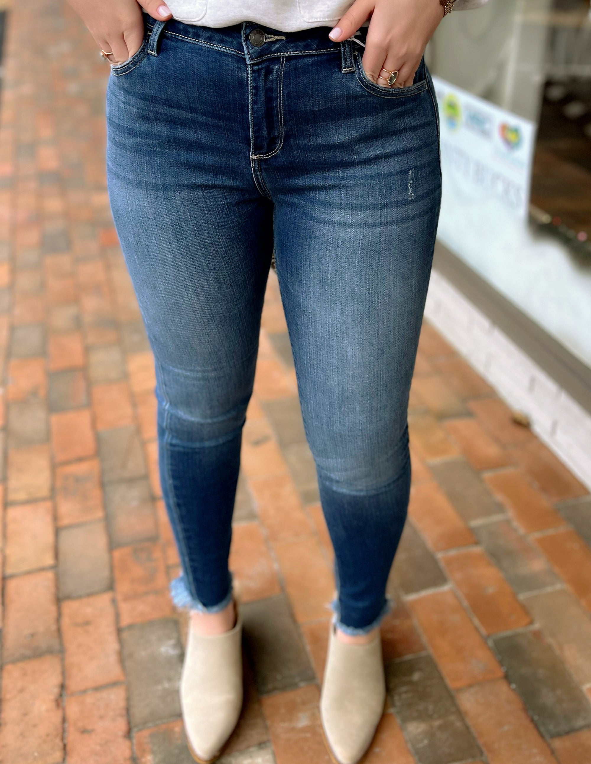 Madison Cropped Mid-Rise Jeans