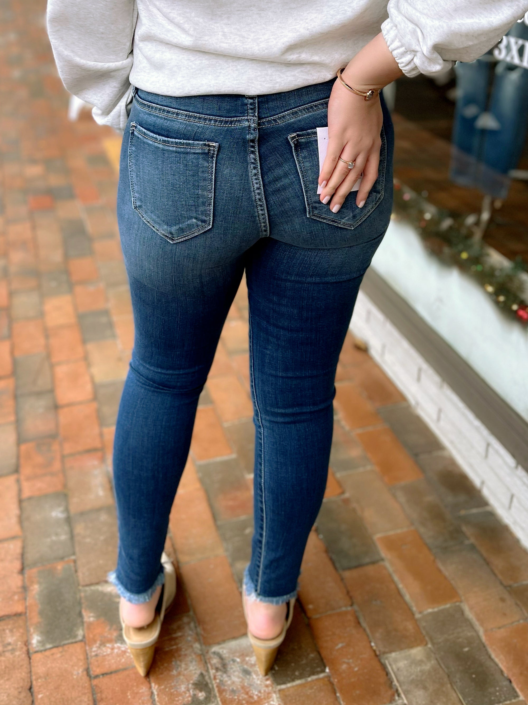 Madison Cropped Mid-Rise Jeans