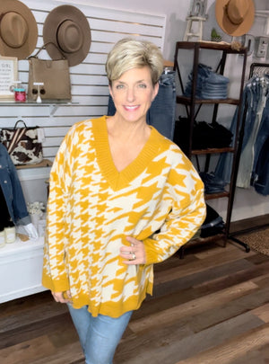 Loose Fit Houndstooth Sweater